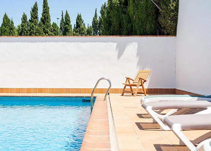 Chalet Rancapinos Будинок відпочинку *